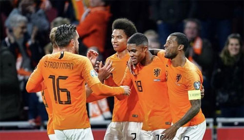 我们应当更 我们应当更